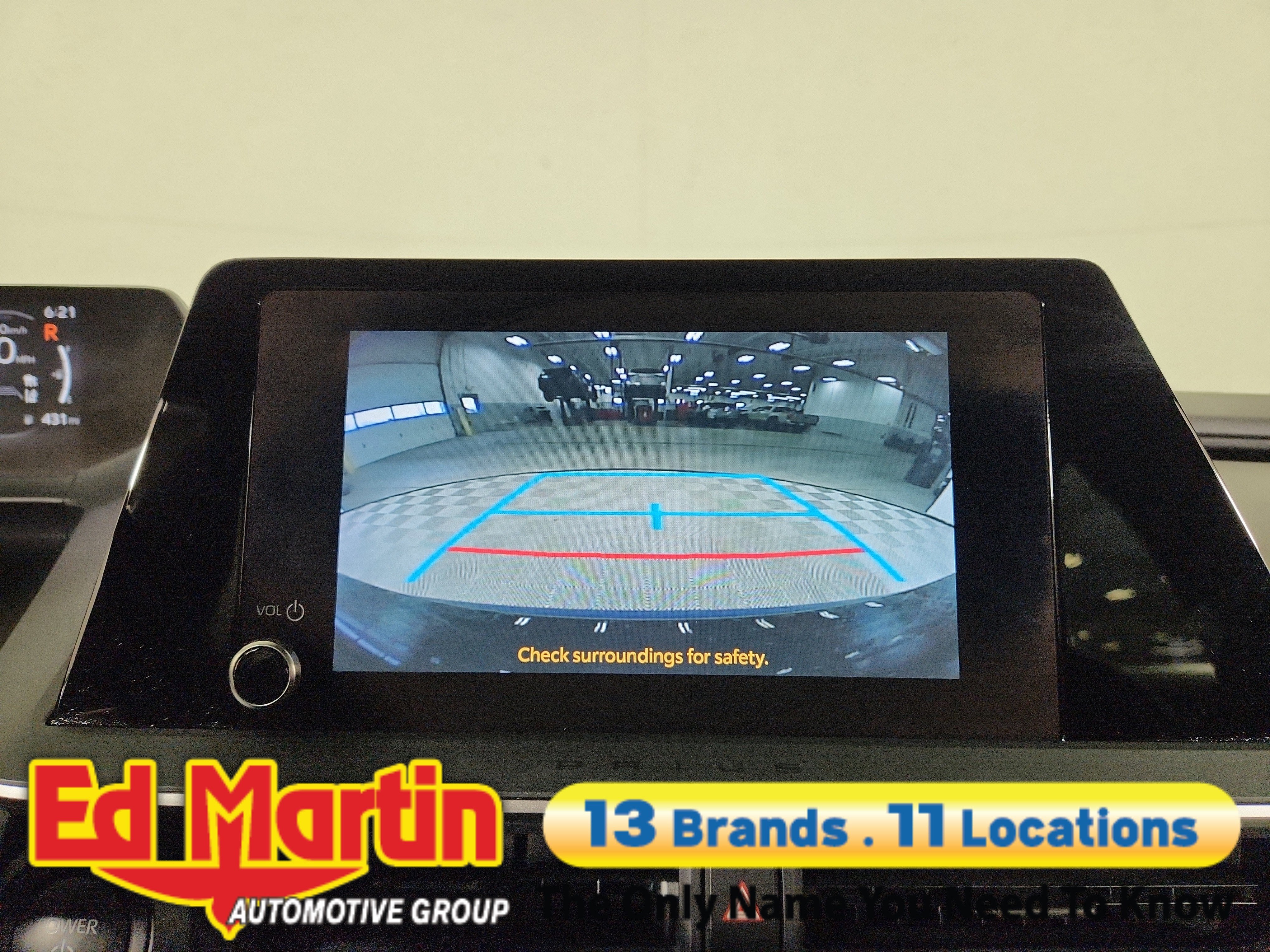 2023 Toyota Prius LE