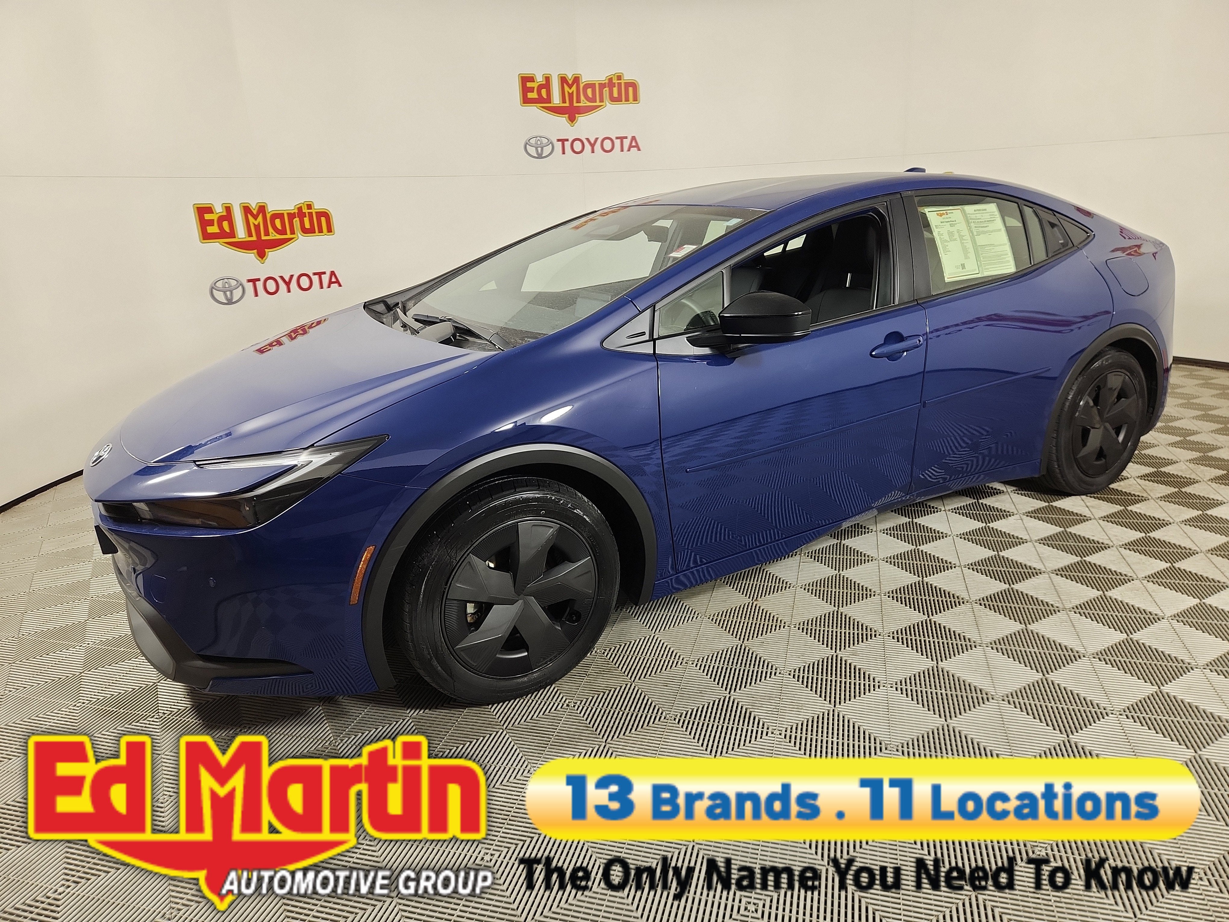 2023 Toyota Prius LE