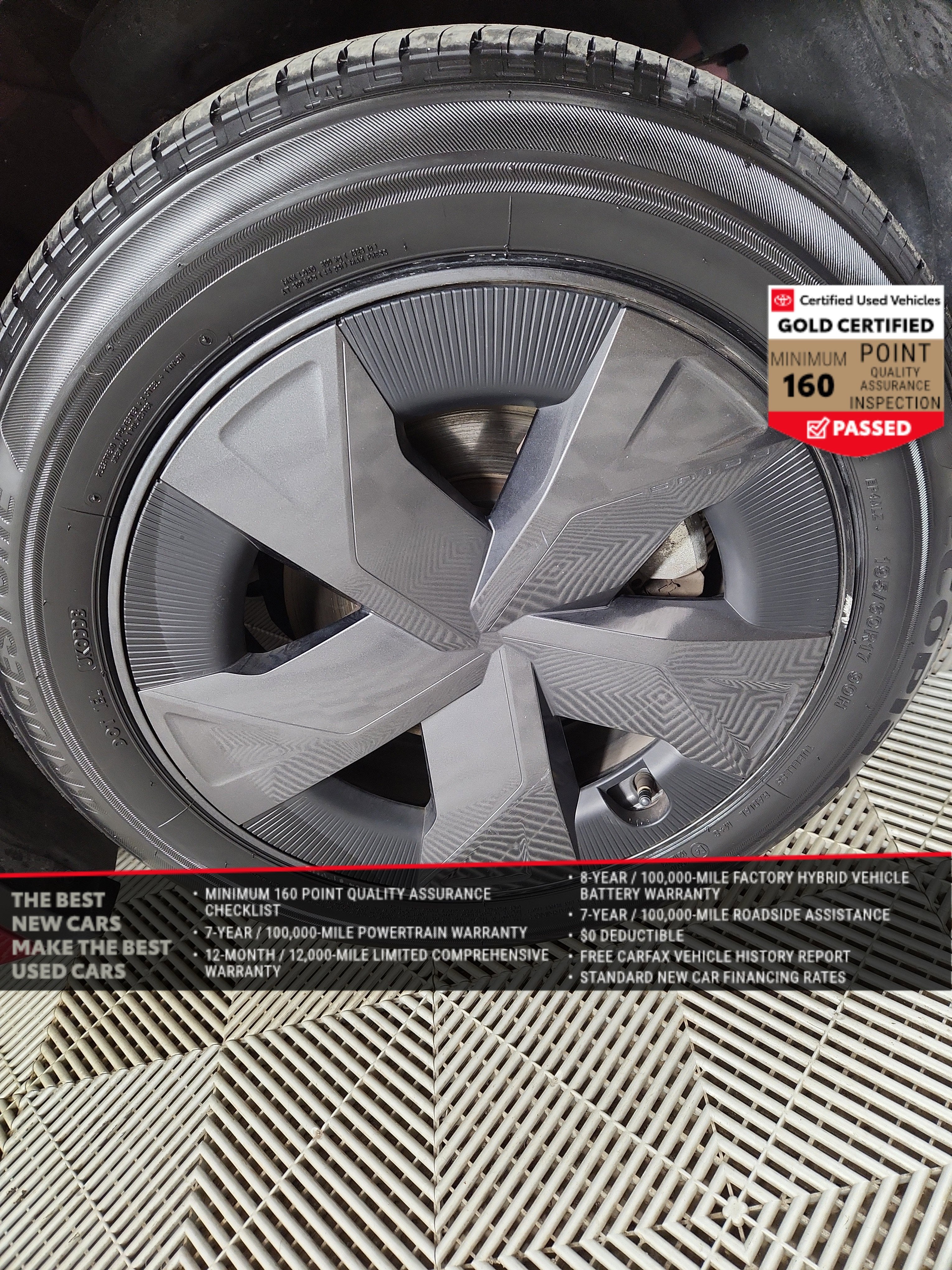 2023 Toyota Prius LE