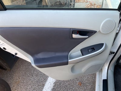 2010 Toyota Prius V