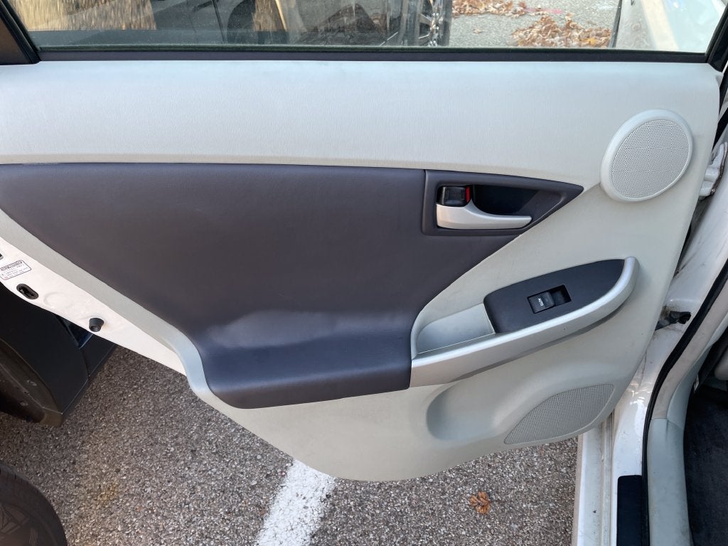 2010 Toyota Prius V