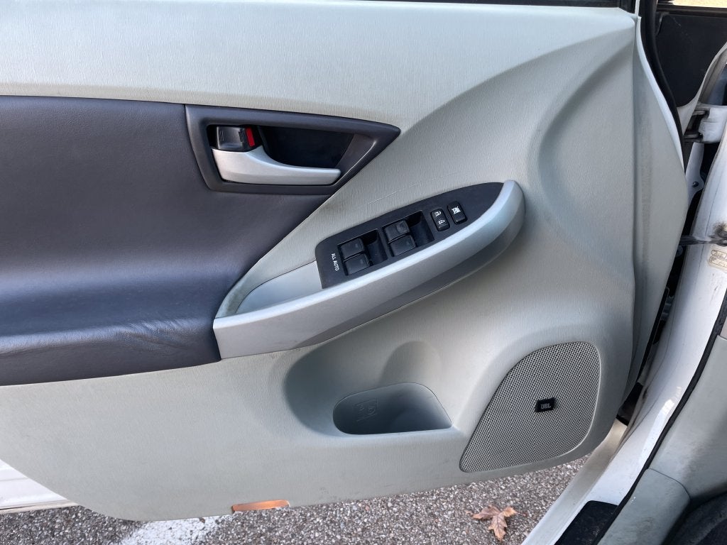 2010 Toyota Prius V