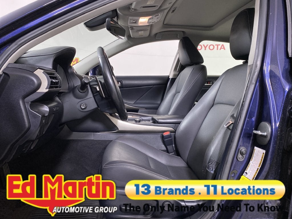 2019 Lexus IS 300