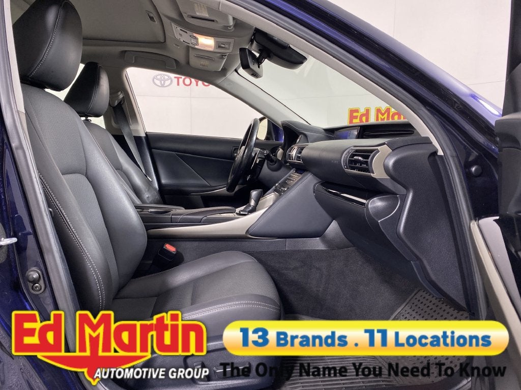 2019 Lexus IS 300