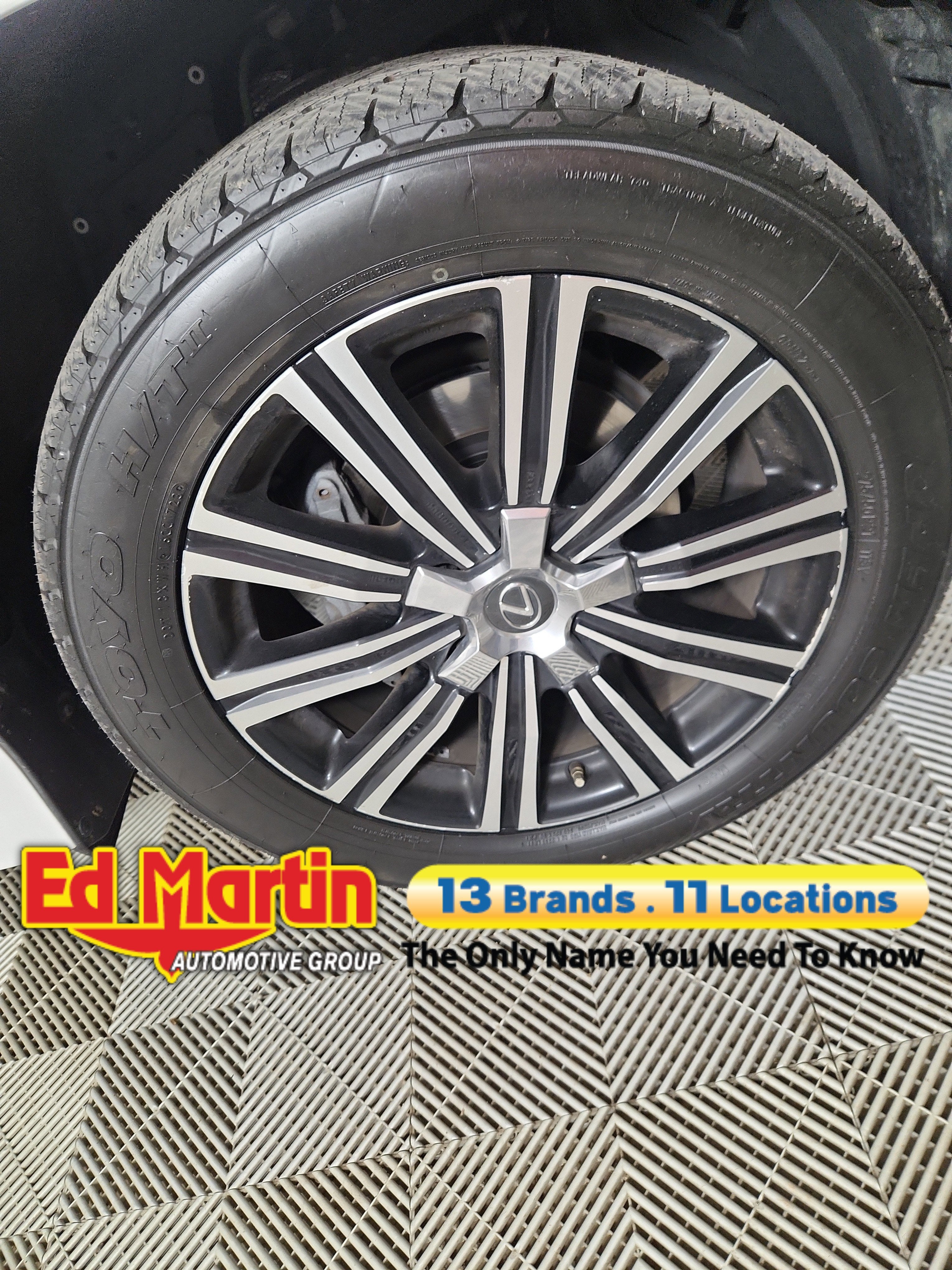 2019 Lexus LX LX 570