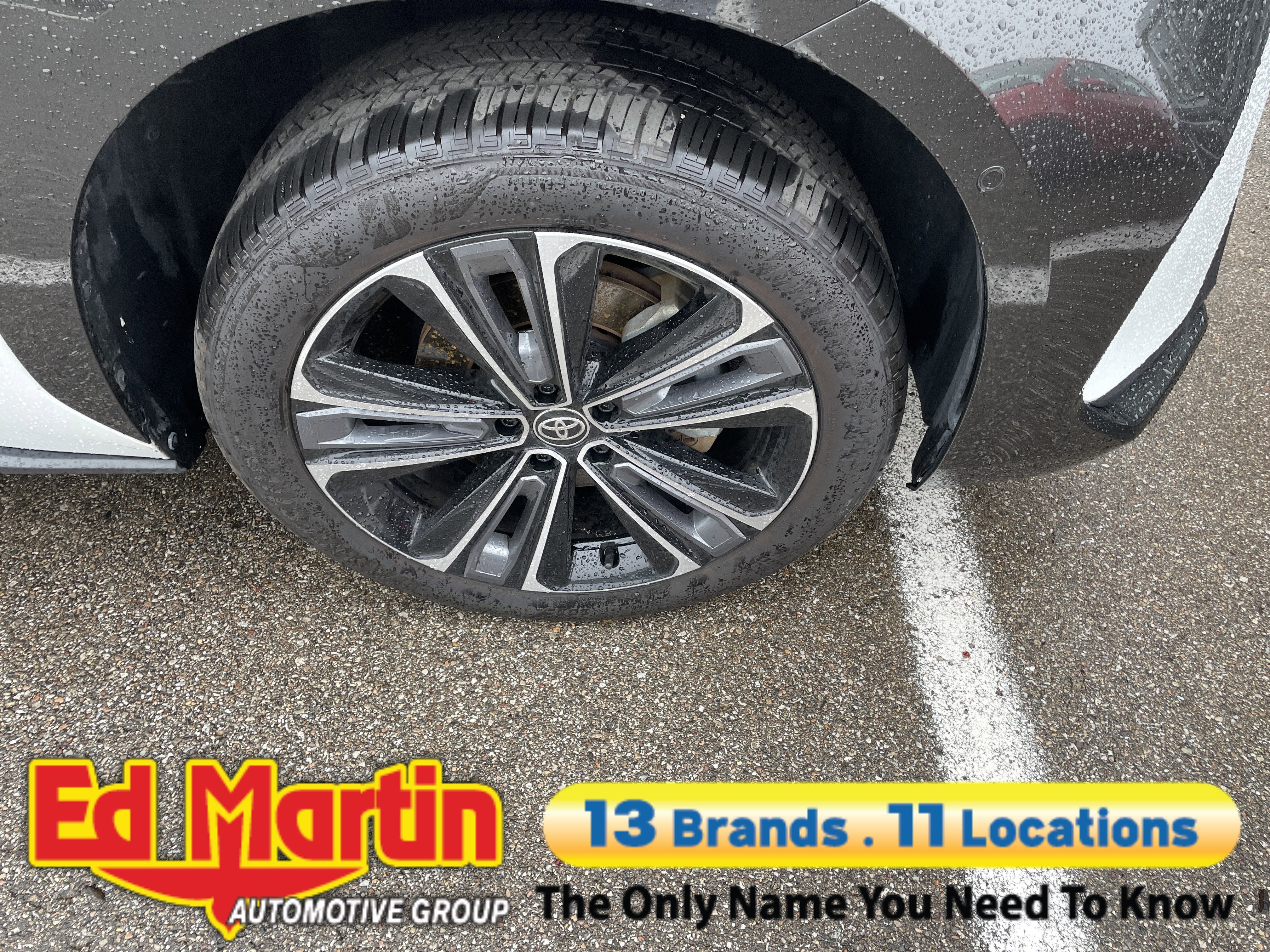 2024 Toyota bZ4X Limited