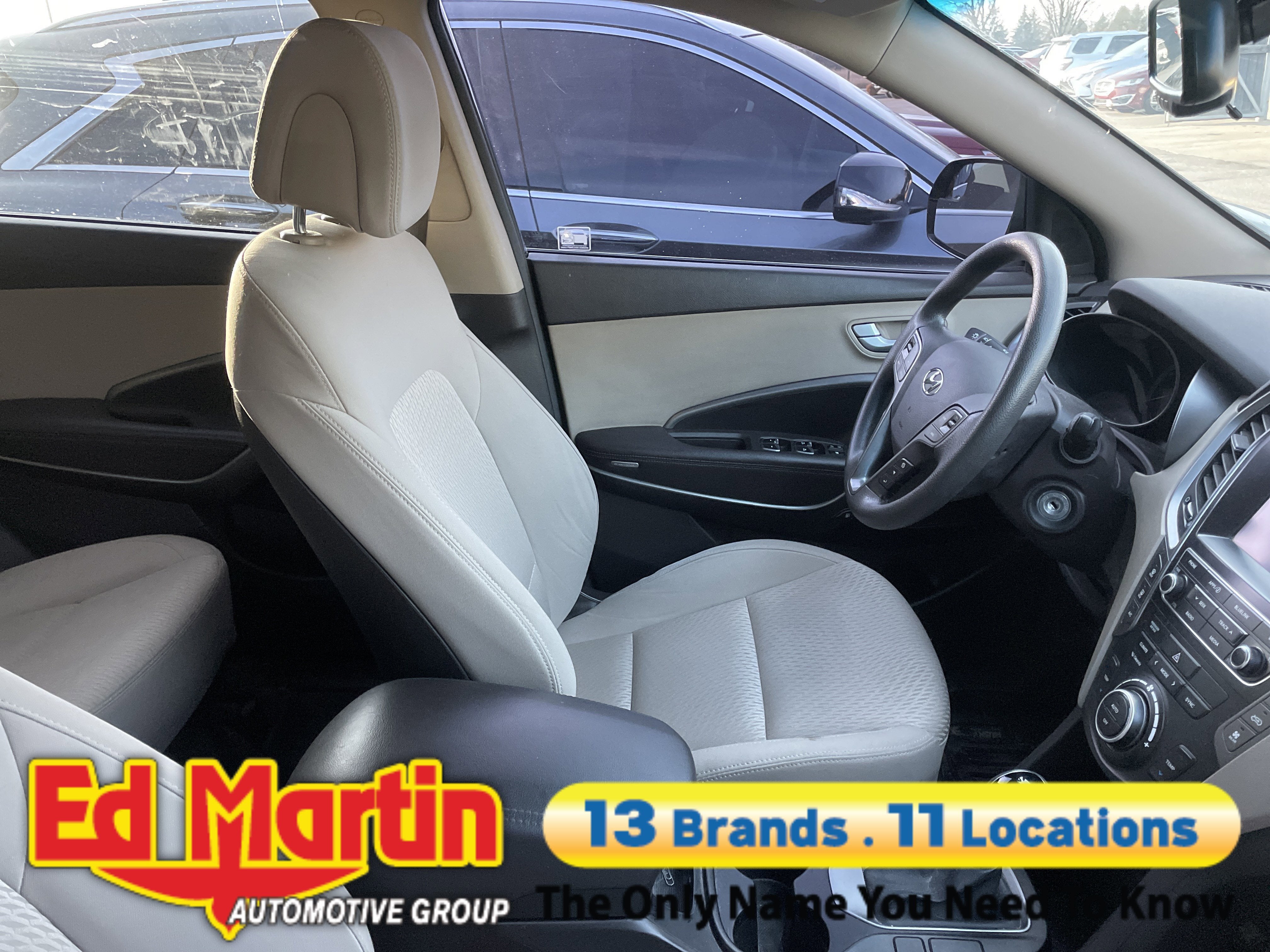 2017 Hyundai Santa Fe SE