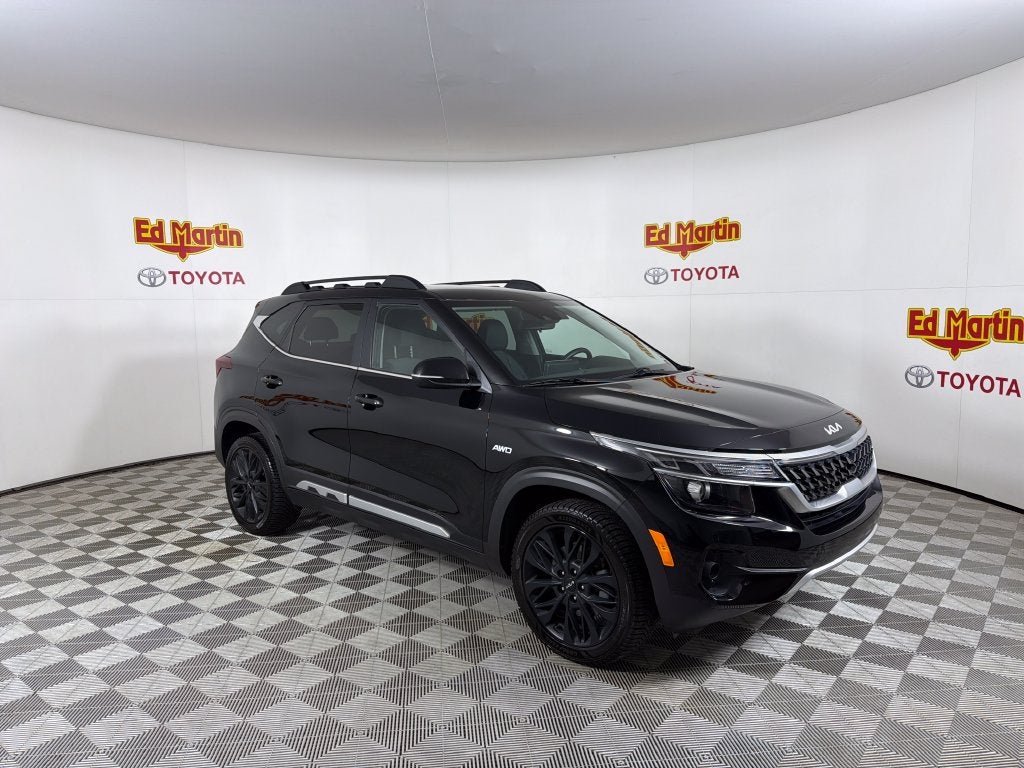 2023 Kia Seltos Nightfall