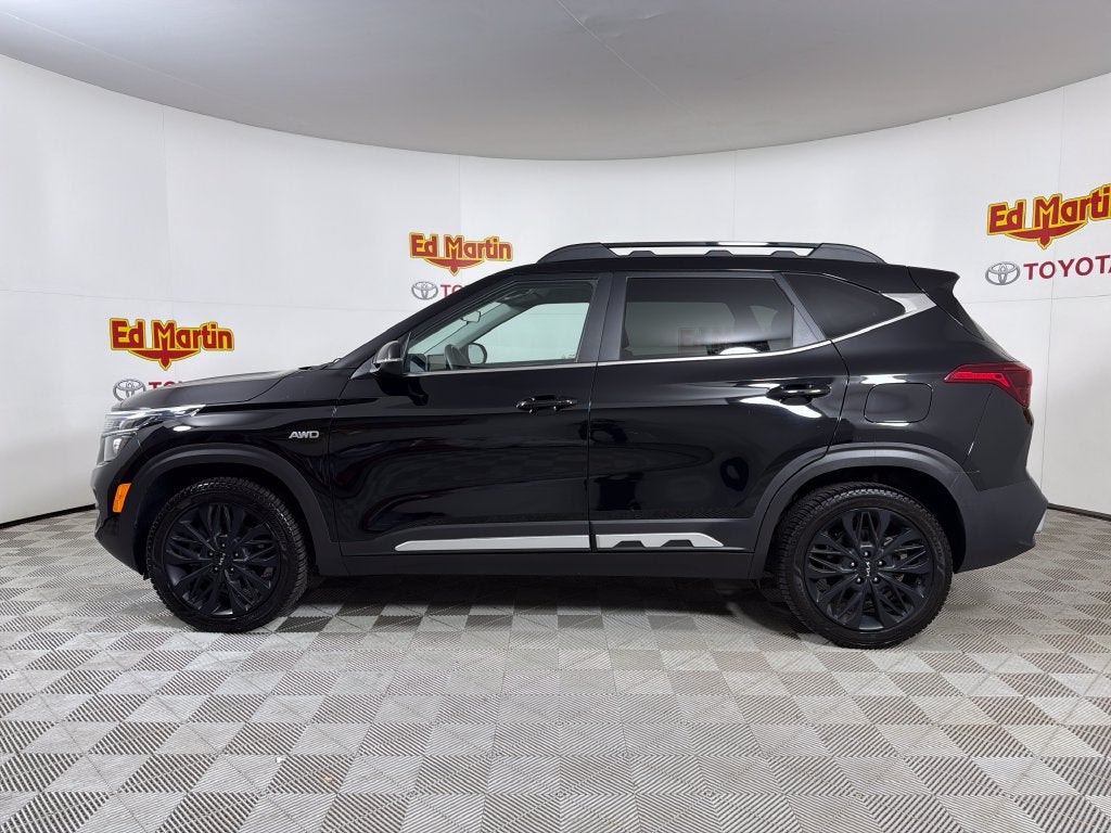 2023 Kia Seltos Nightfall