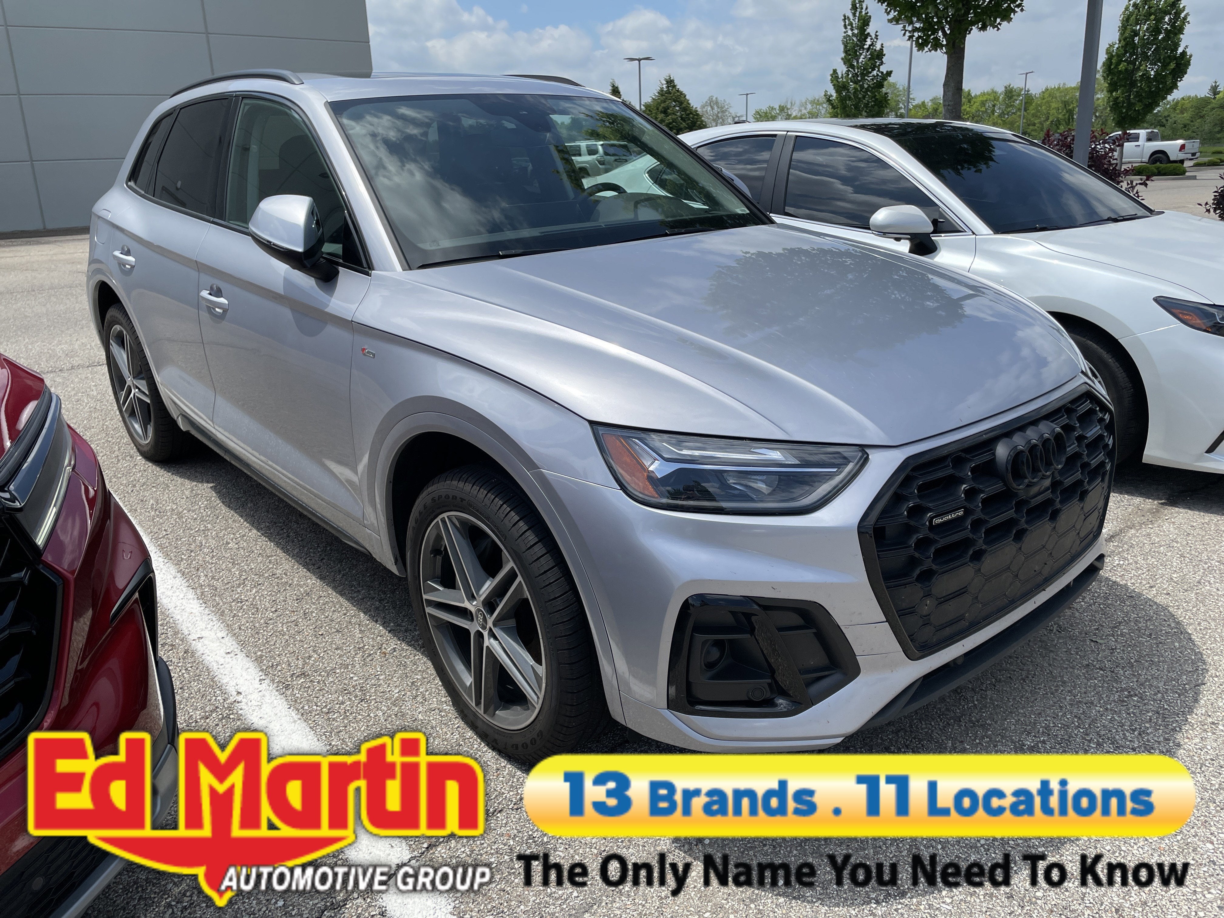 2022 Audi Q5 55 e Premium Plus's photo