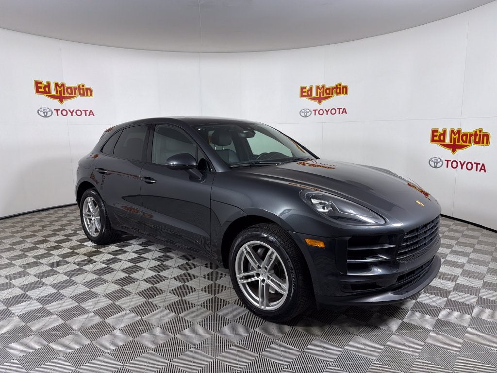 2021 Porsche Macan Base