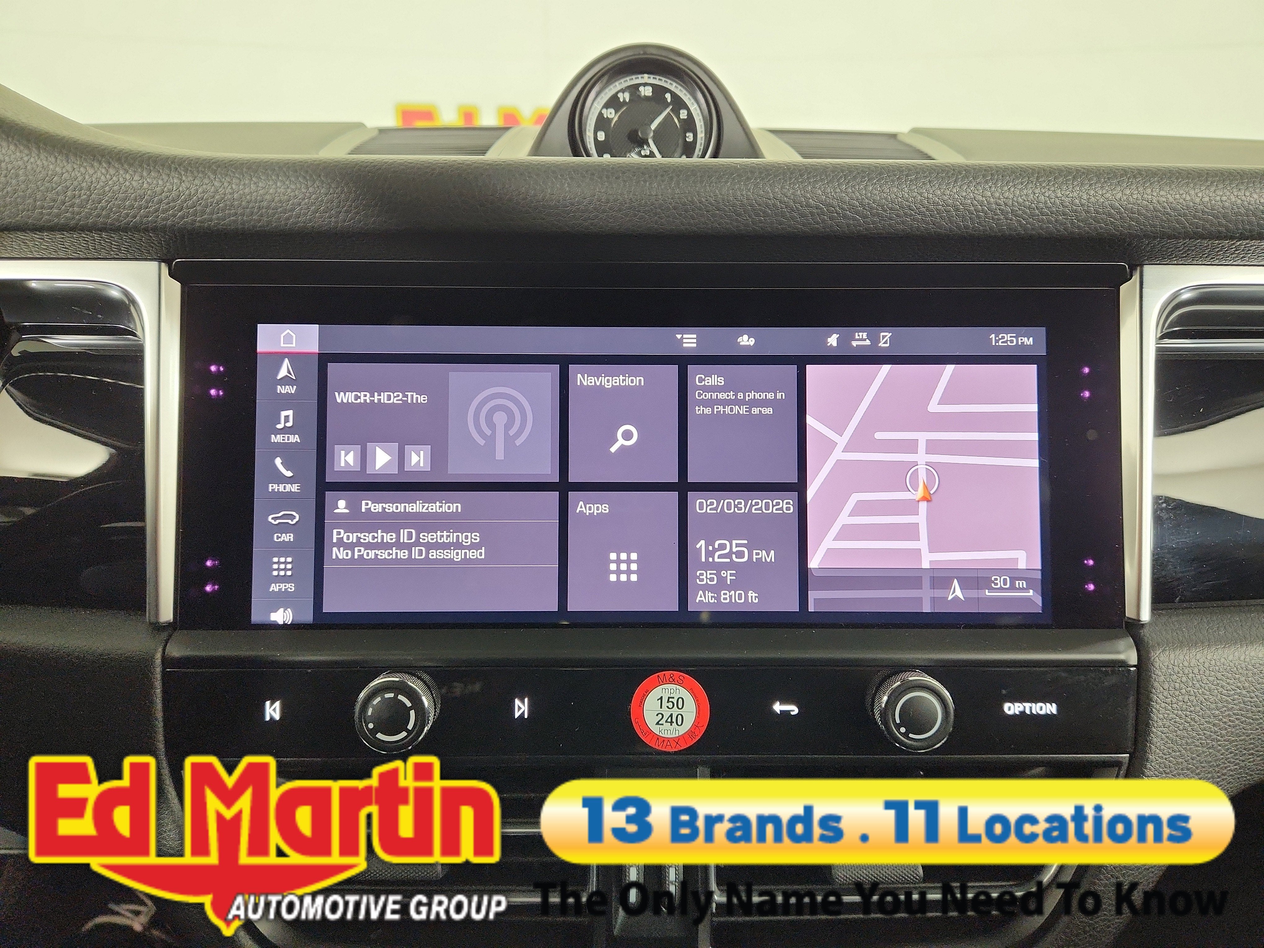 2024 Porsche Macan Base