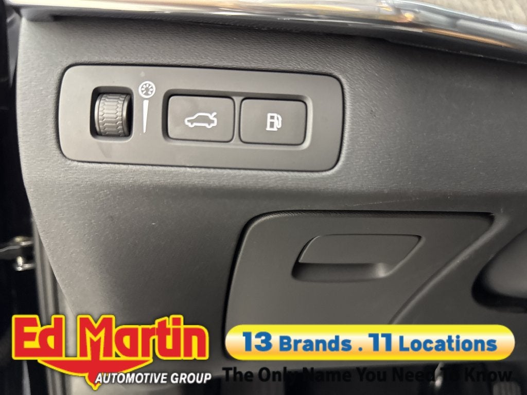 2021 Volvo XC90 T8 Inscription 7 Passenger
